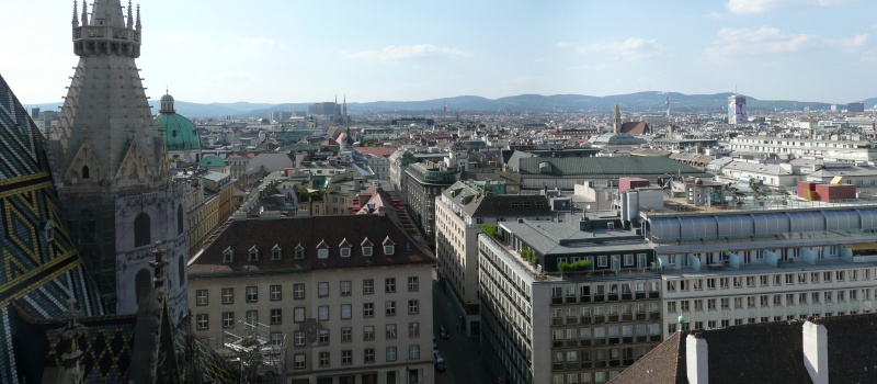 DiXi Group та фонд “Відродження” організували тур для журналістів до Австрії