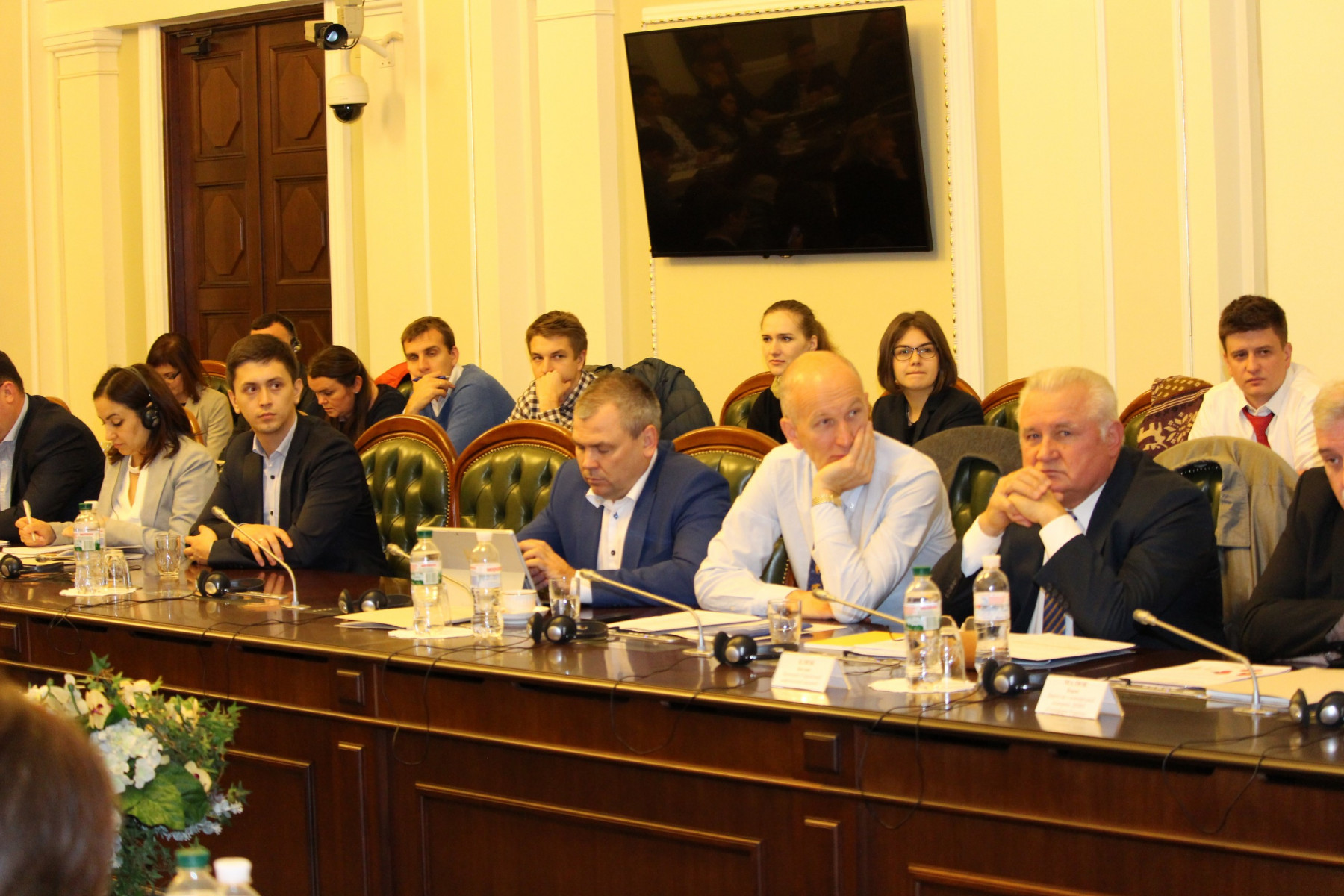 Круглий стіл «Орієнтири для інвестора. План дій для ефективної роботи видобувної галузі»